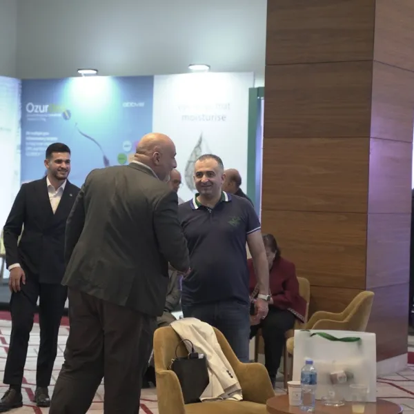 المؤتمر السادس عشر - اليوم الأول